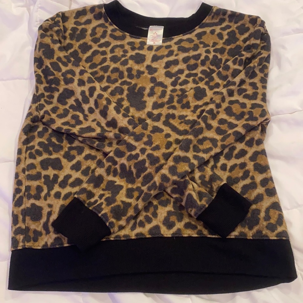 Cheetah sweatshirt
